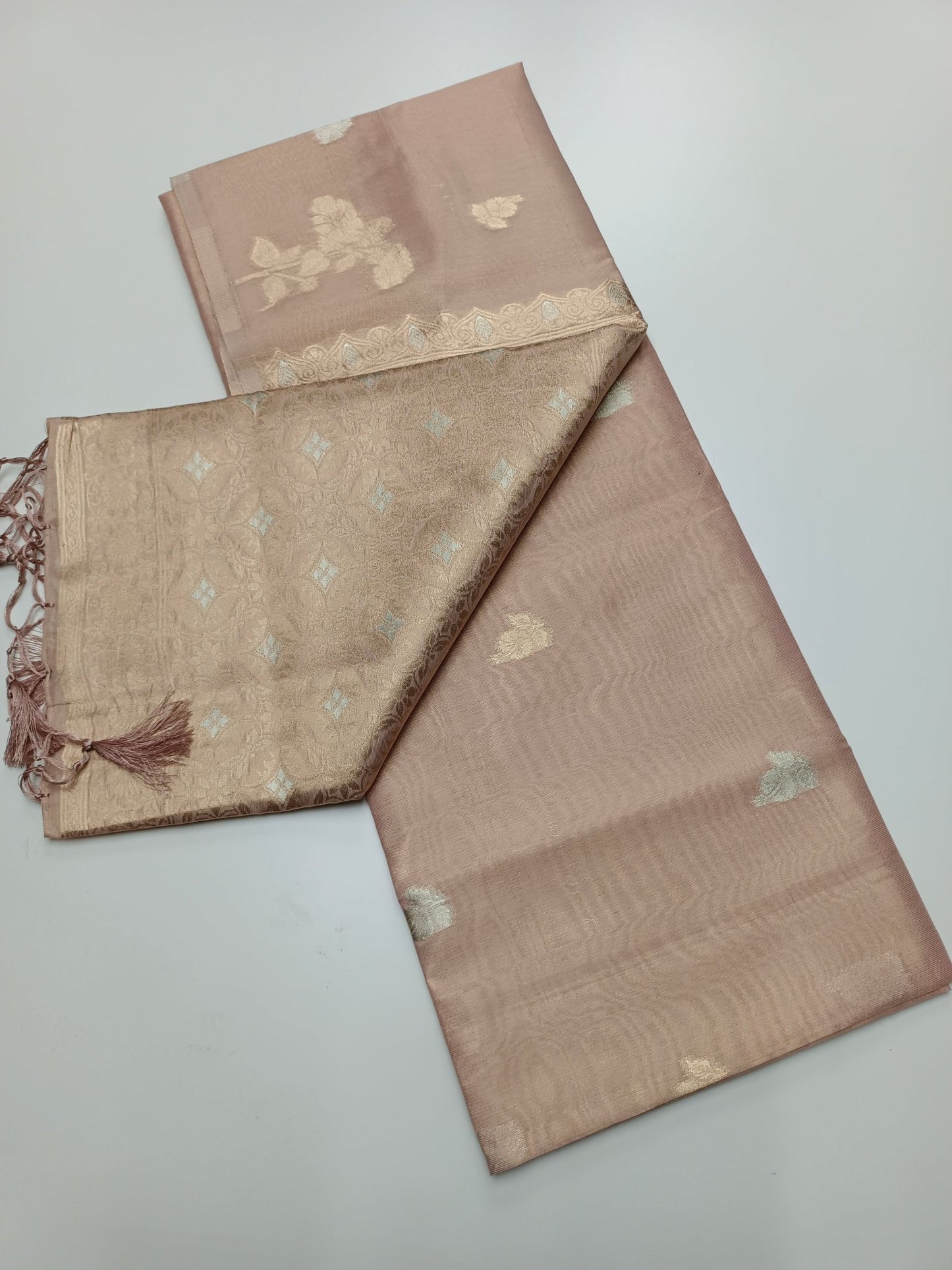 TISSUE COTTON SAREE - B S CHANNABASAPPA & SONS