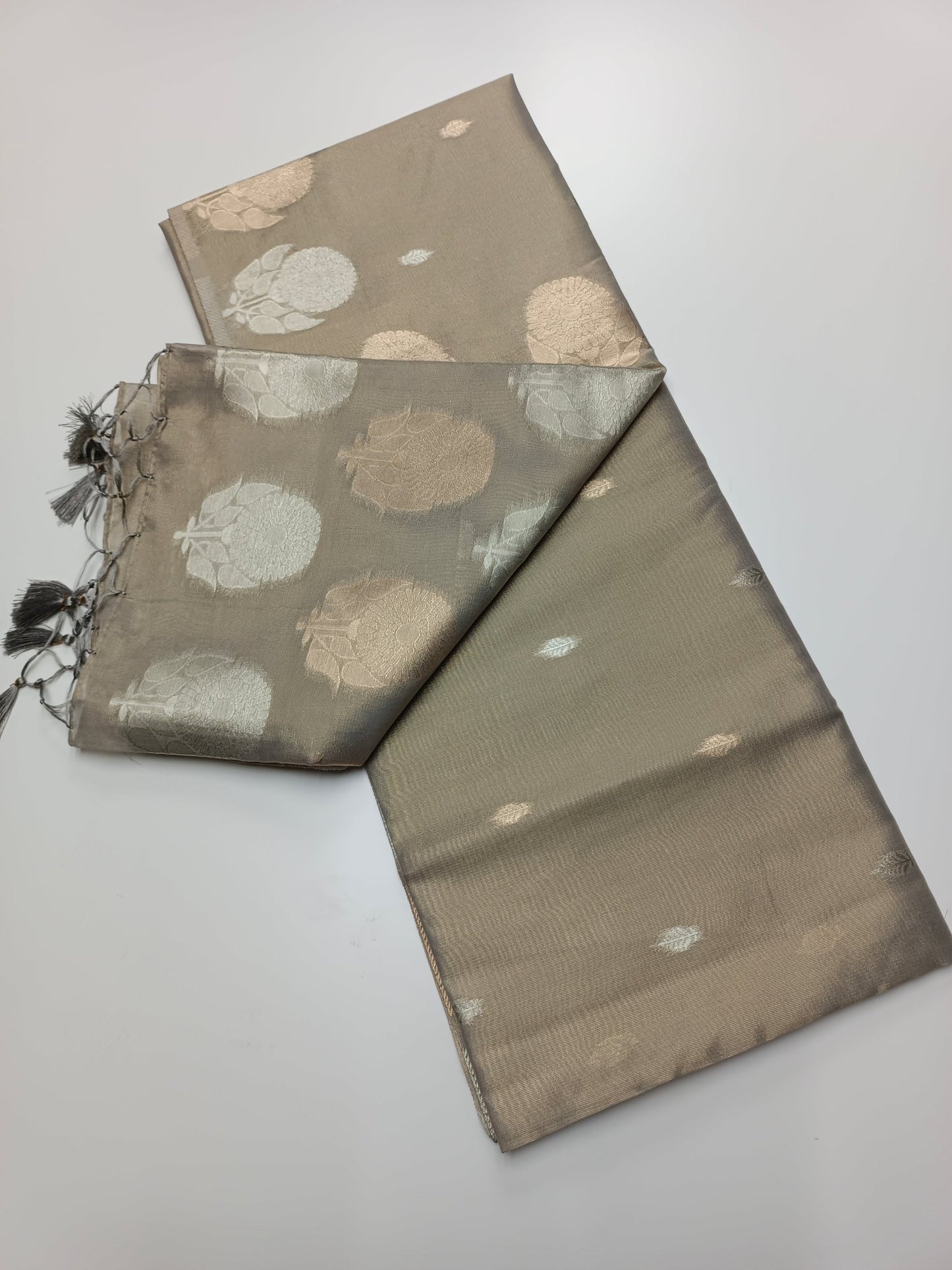 TISSUE COTTON SAREE - B S CHANNABASAPPA & SONS