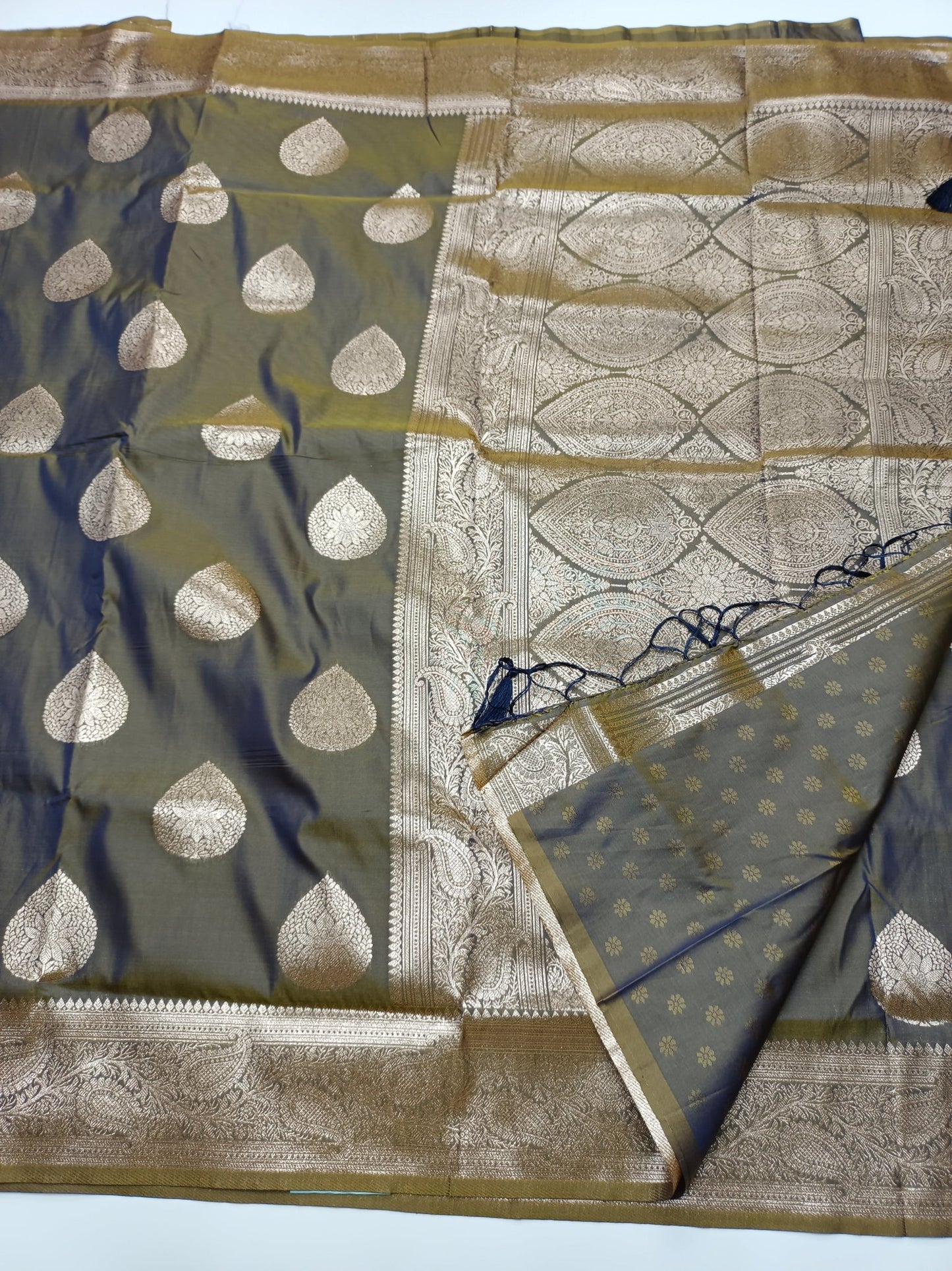 FANCY SOFT SILK SAREE - B S CHANNABASAPPA & SONS