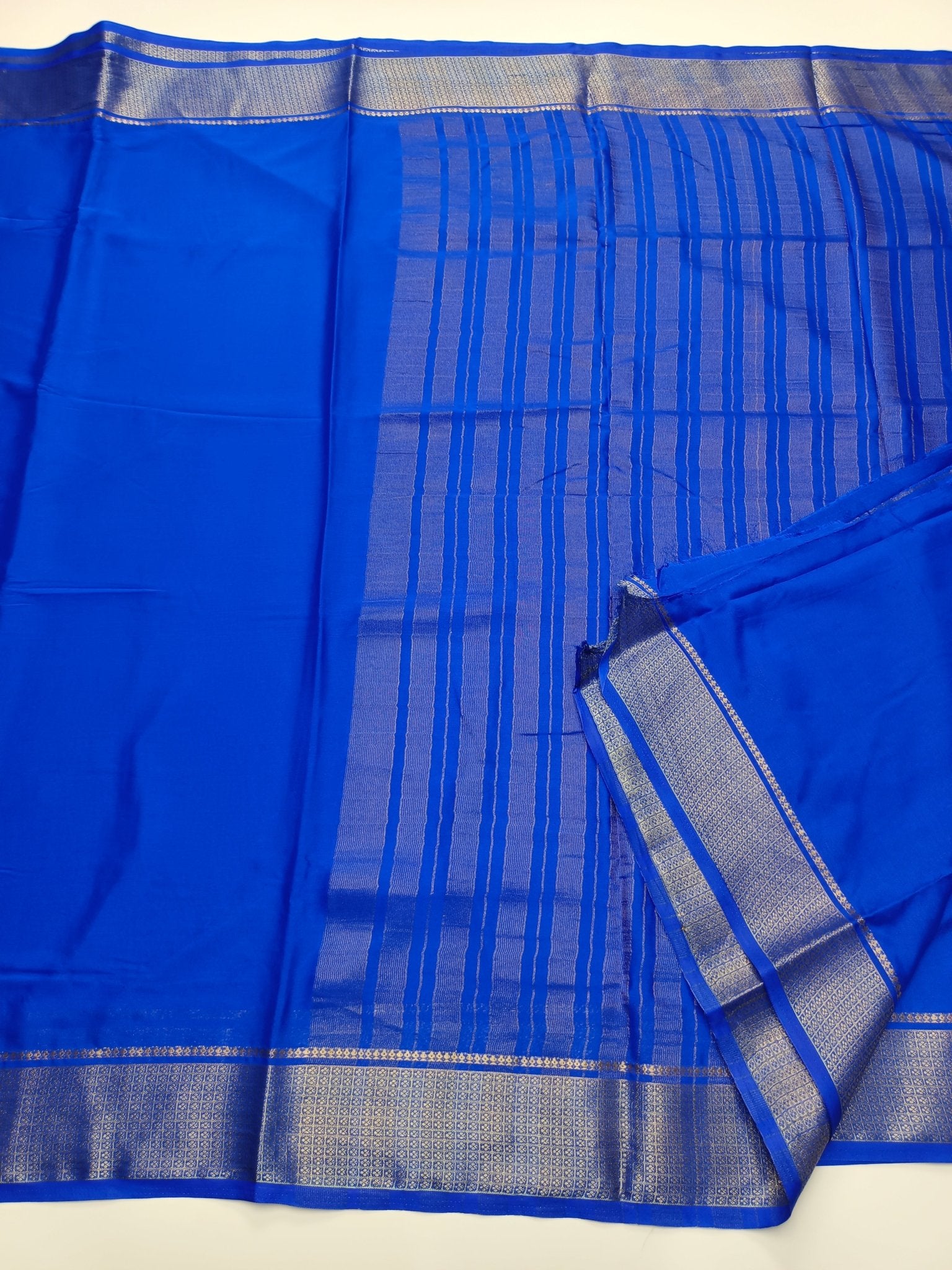 SEMI CREPE SILK SAREE - B S CHANNABASAPPA & SONS
