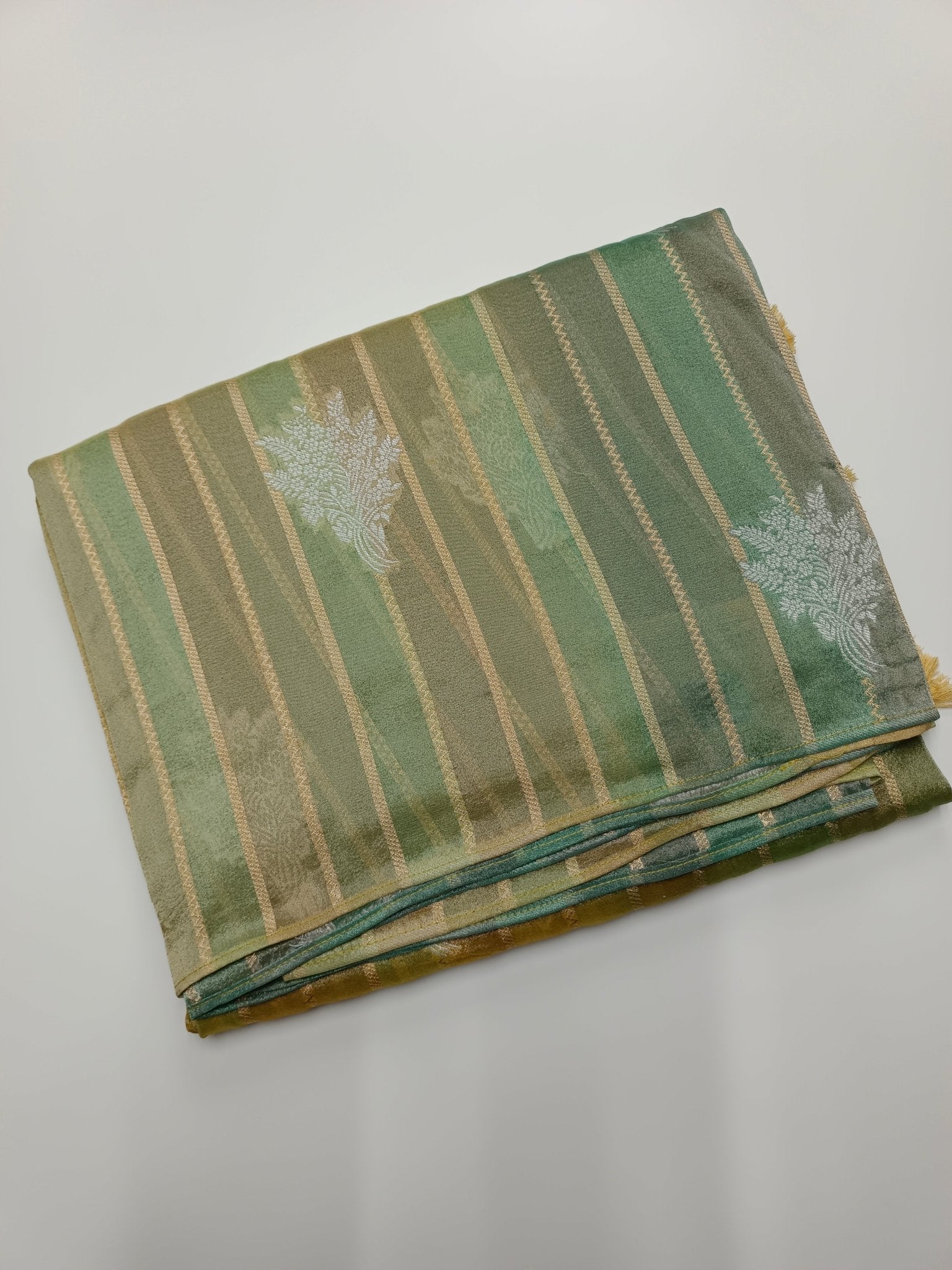 FANCY PARTY WEAR SAREE - B S CHANNABASAPPA & SONS