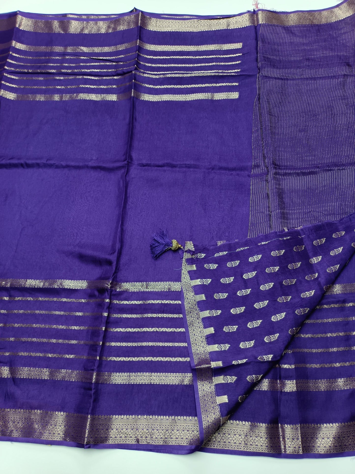 SEMI CREPE SILK SAREE - B S CHANNABASAPPA & SONS