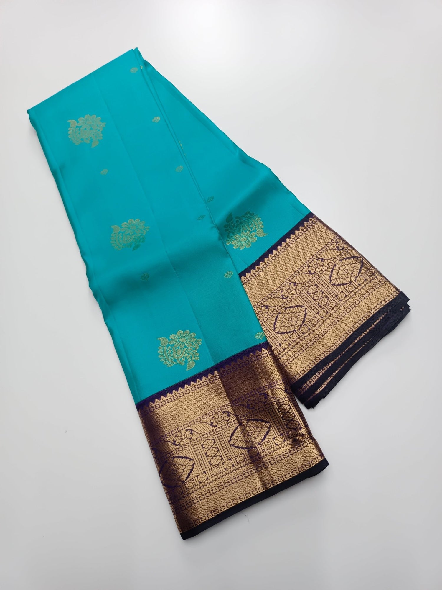 KANCHIPURAM PURE SILK SAREE - B S CHANNABASAPPA & SONS