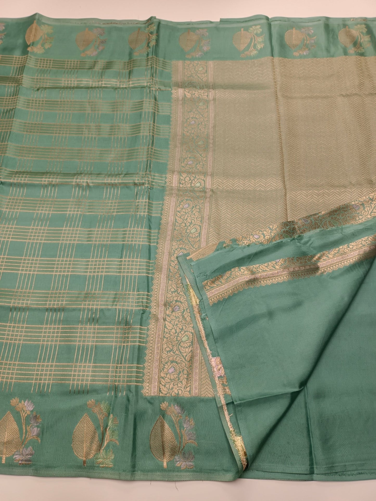 SEMI CREPE SILK SAREE - B S CHANNABASAPPA & SONS