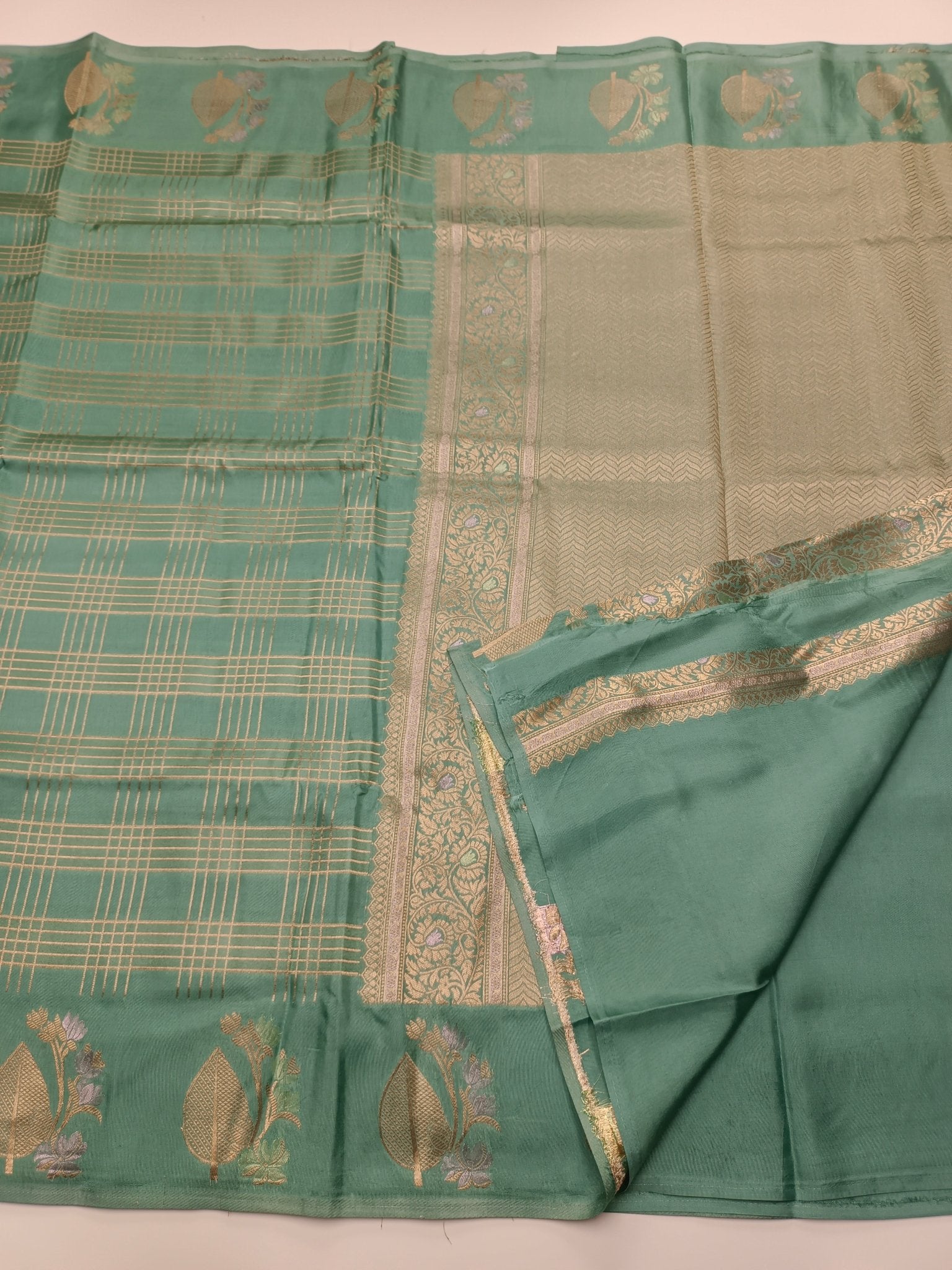 SEMI CREPE SILK SAREE - B S CHANNABASAPPA & SONS