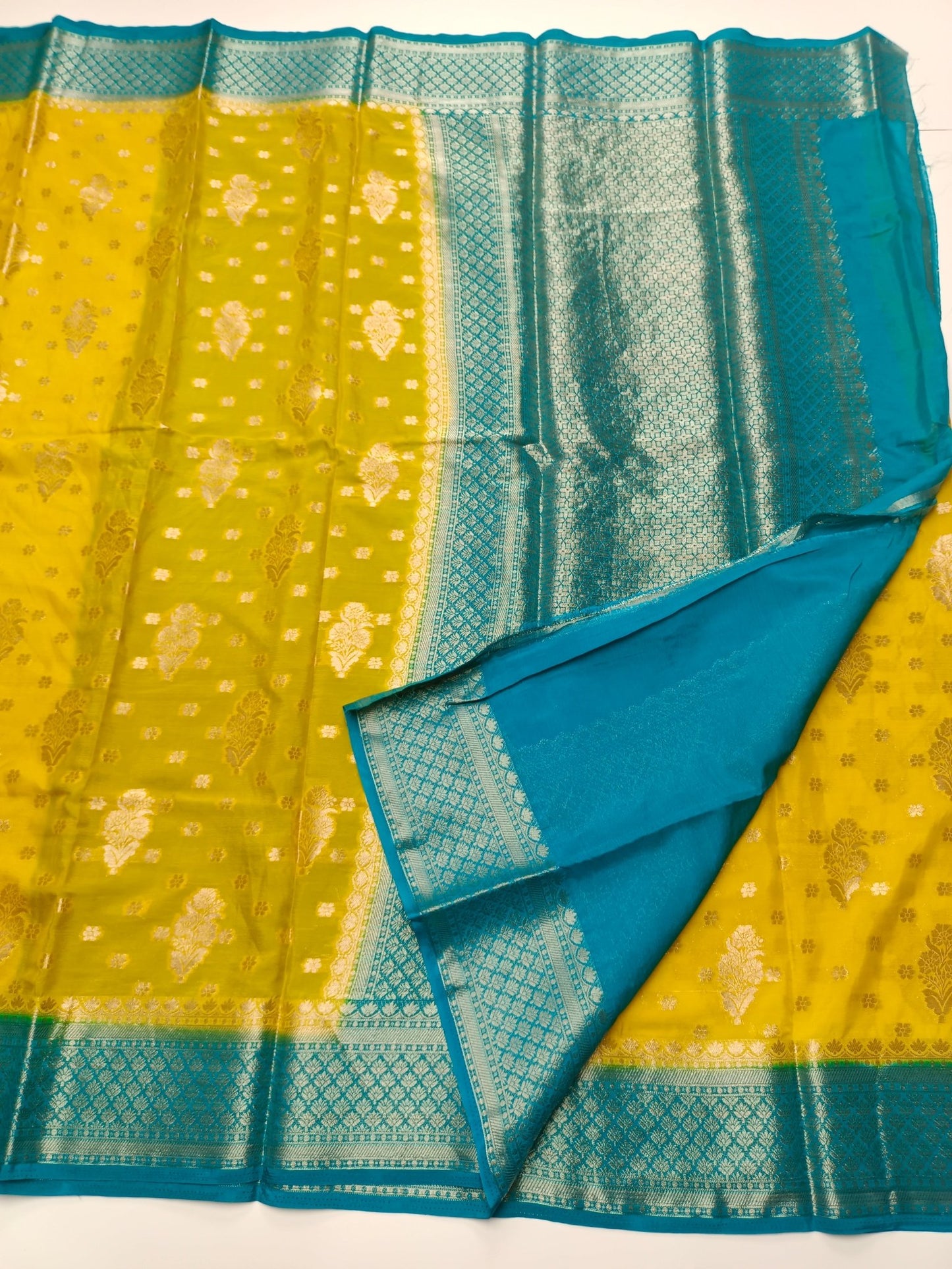 FANCY CHIFFON SAREE (SPECIAL 20 % DISCOUNT) - B S CHANNABASAPPA & SONS