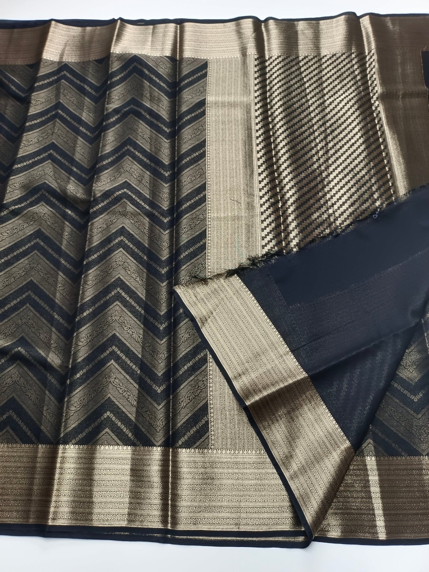 FANCY CHIFFON SAREE (SPECIAL 20% DISCOUNT) - B S CHANNABASAPPA & SONS