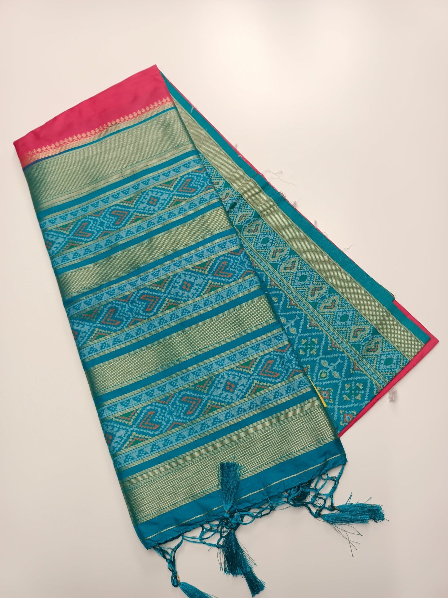 FANCY ART WORK SAREE (SPECIAL 30% DISCOUNT) - B S CHANNABASAPPA & SONS