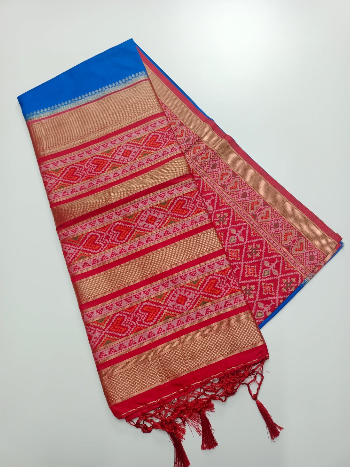 FANCY ART WORK SAREE (SPECIAL 30% DISCOUNT) - B S CHANNABASAPPA & SONS