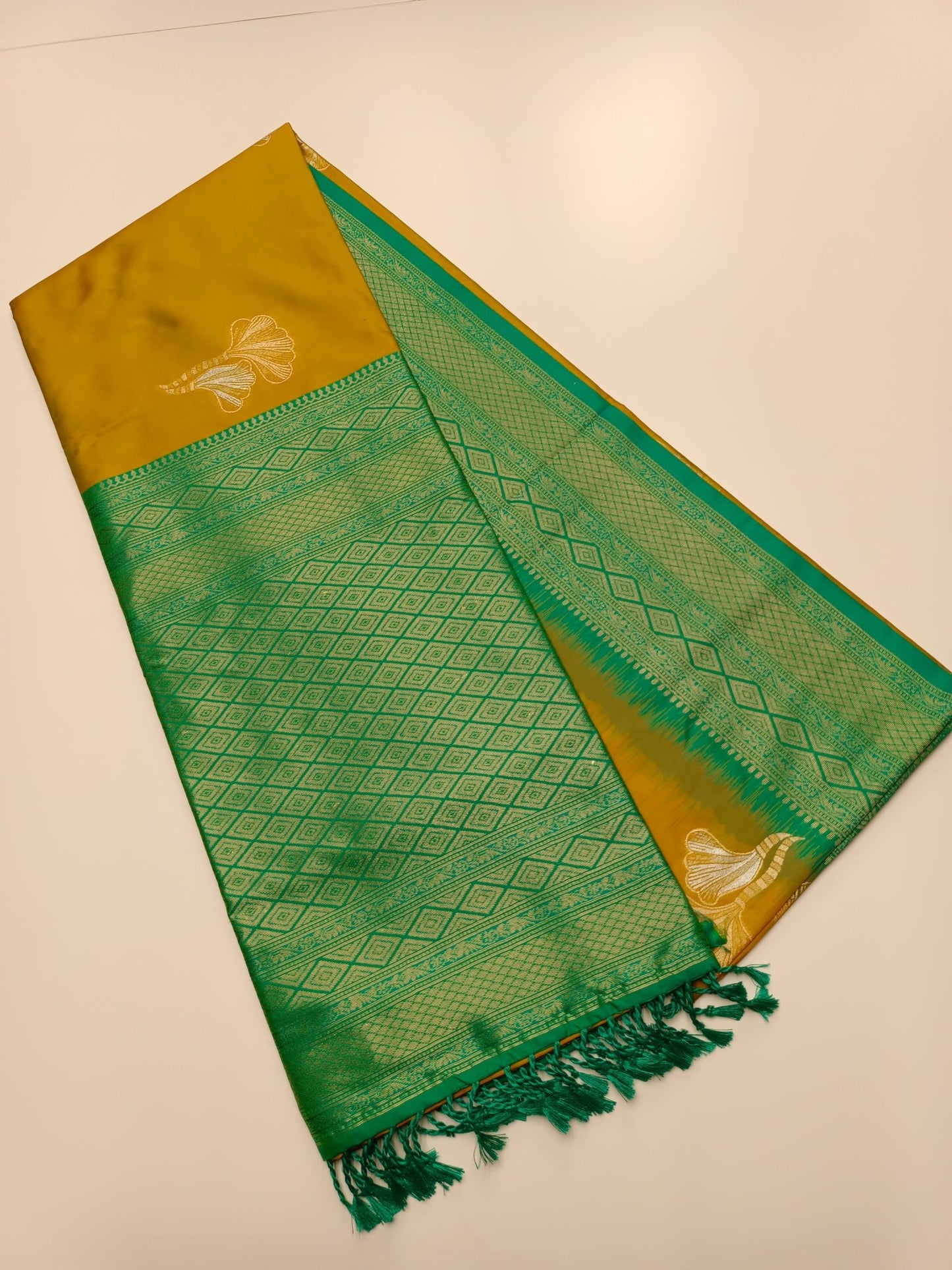FANCY SOFT SILK SAREE (SPECIAL 20% DISCOUNT) - B S CHANNABASAPPA & SONS