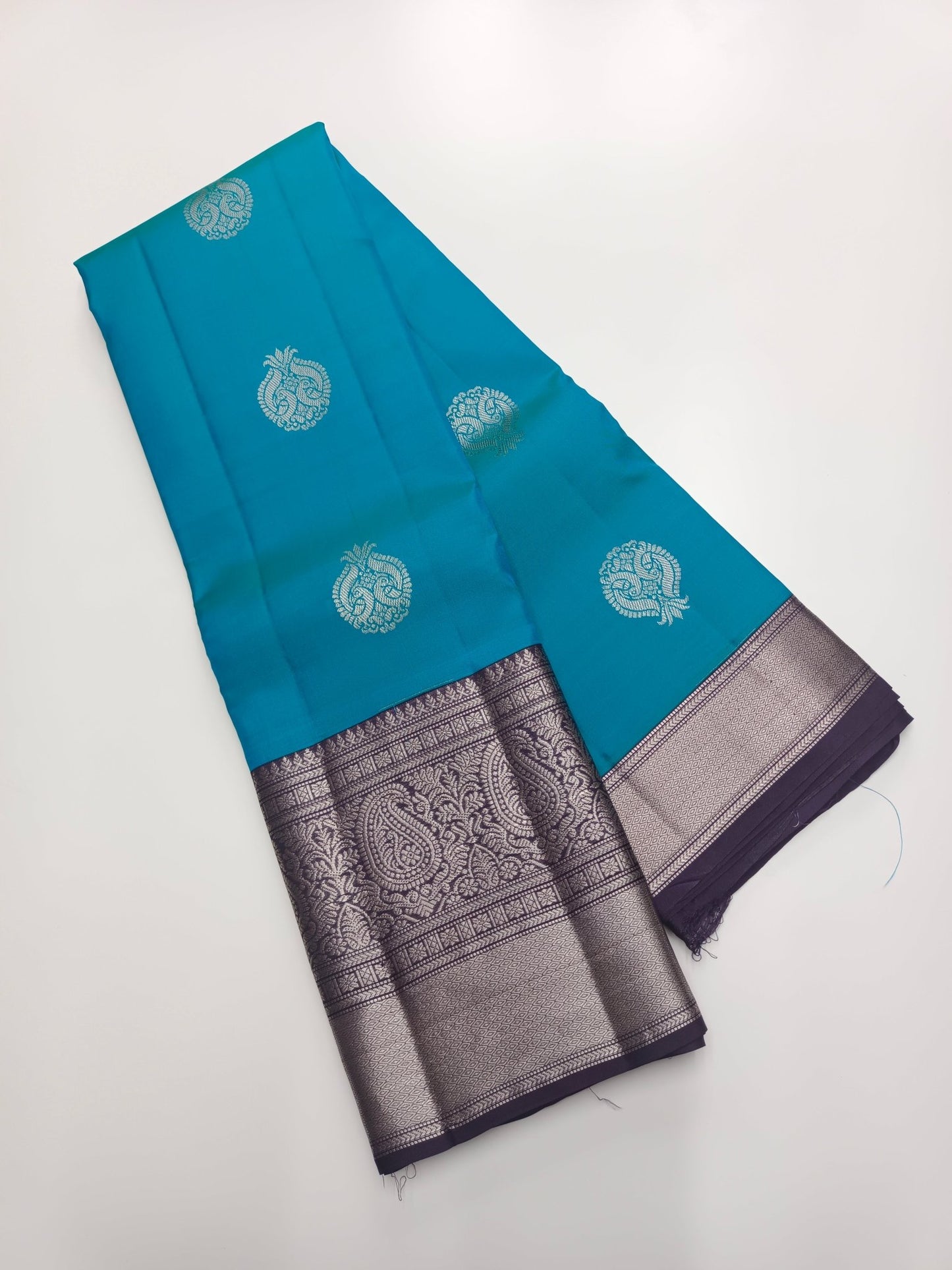 KANCHIPURAM PURE SILK SAREE - B S CHANNABASAPPA & SONS
