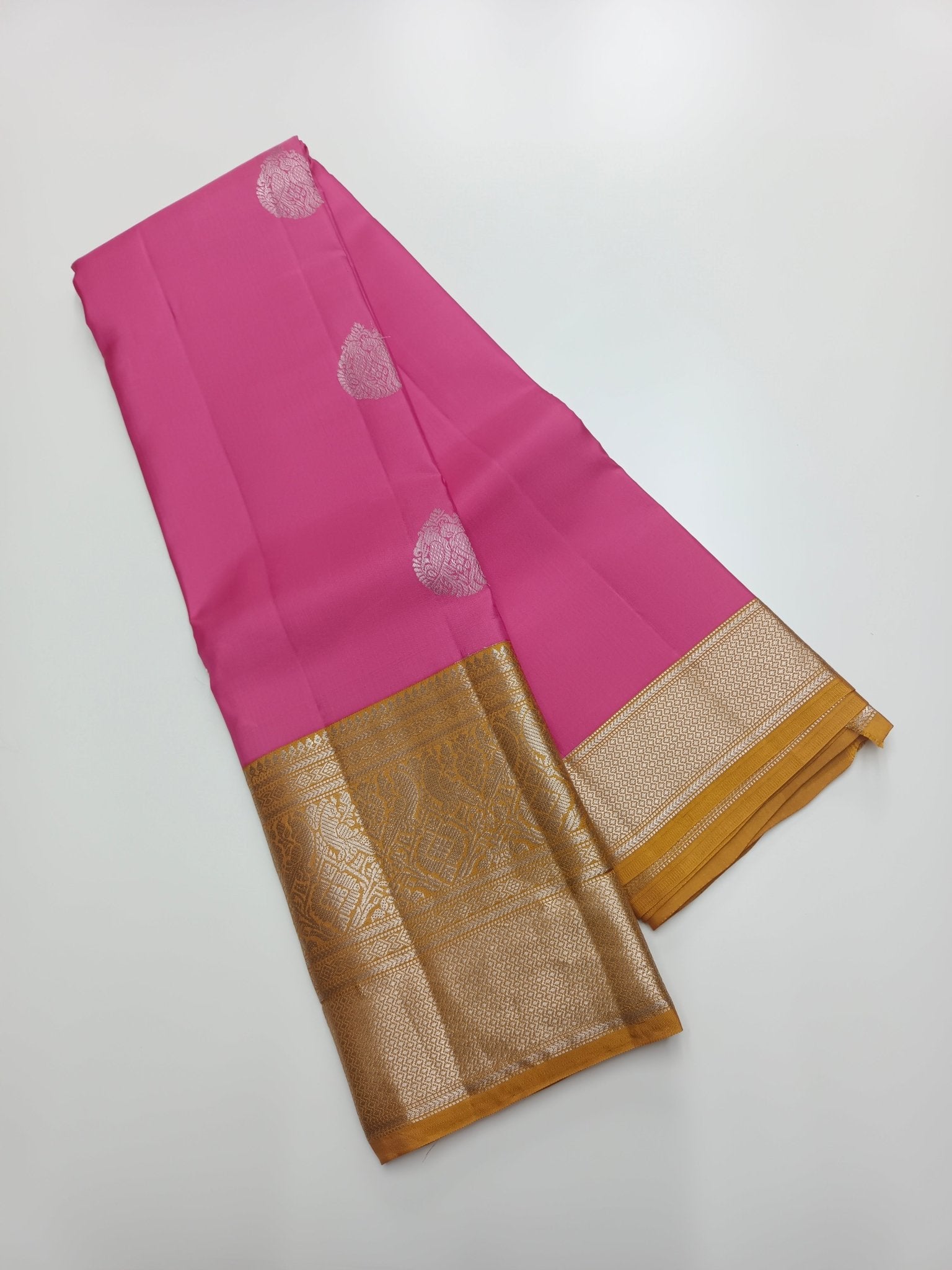 KANCHIPURAM PURE SILK SAREE - B S CHANNABASAPPA & SONS
