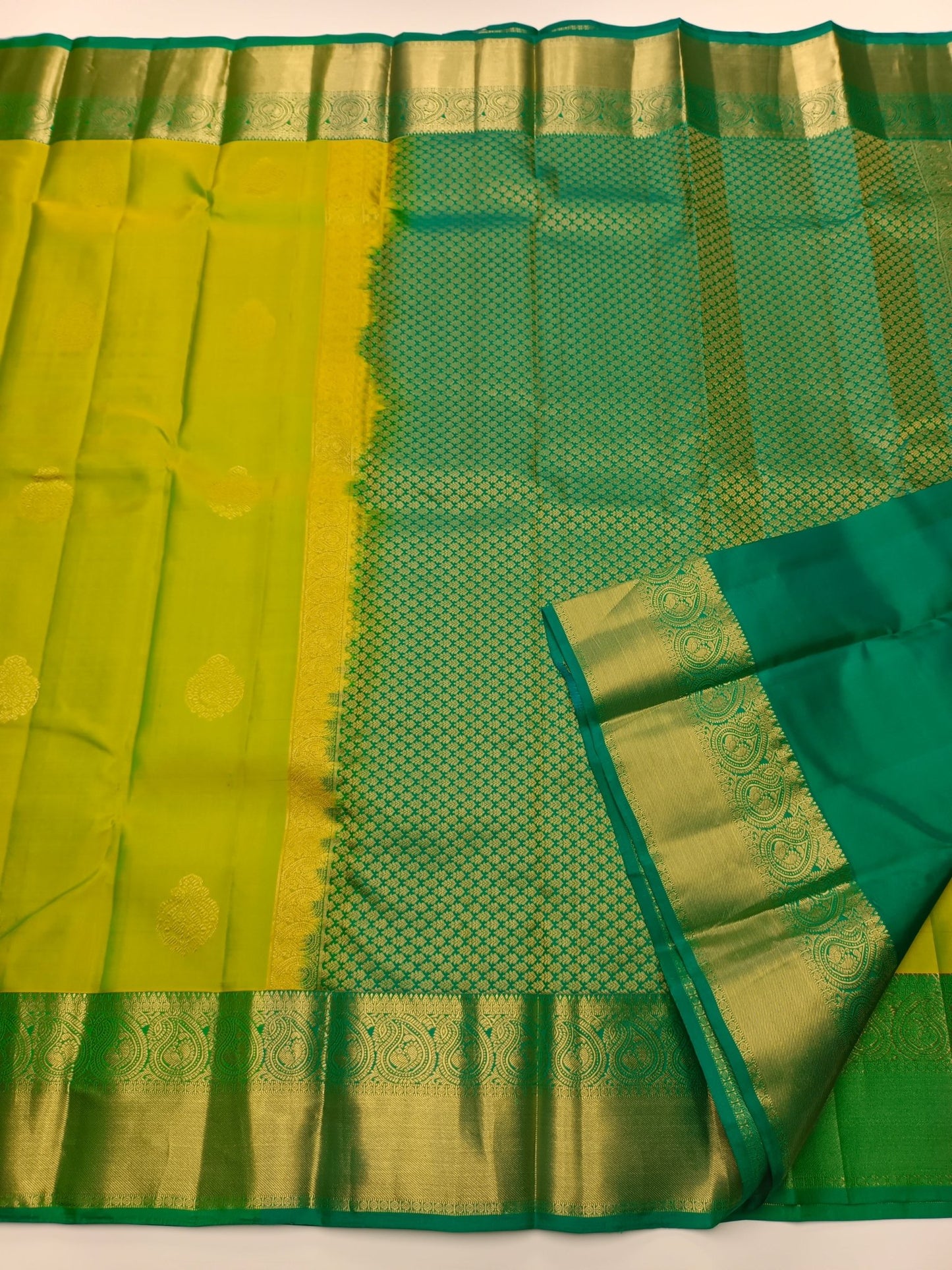 KANCHIPURAM PURE SILK SAREE - B S CHANNABASAPPA & SONS