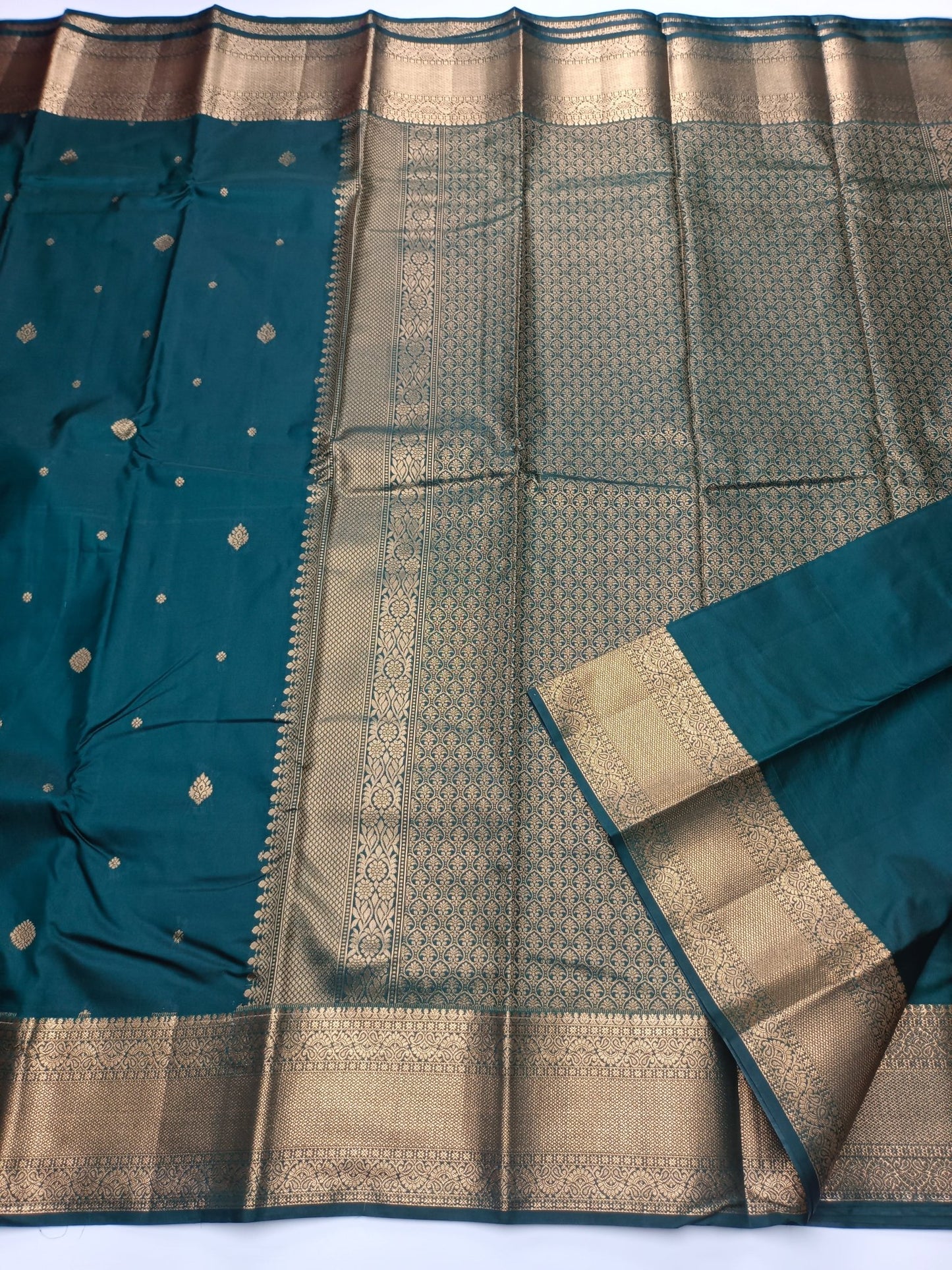 KANCHIPURAM SEMI SILK SAREE - B S CHANNABASAPPA & SONS