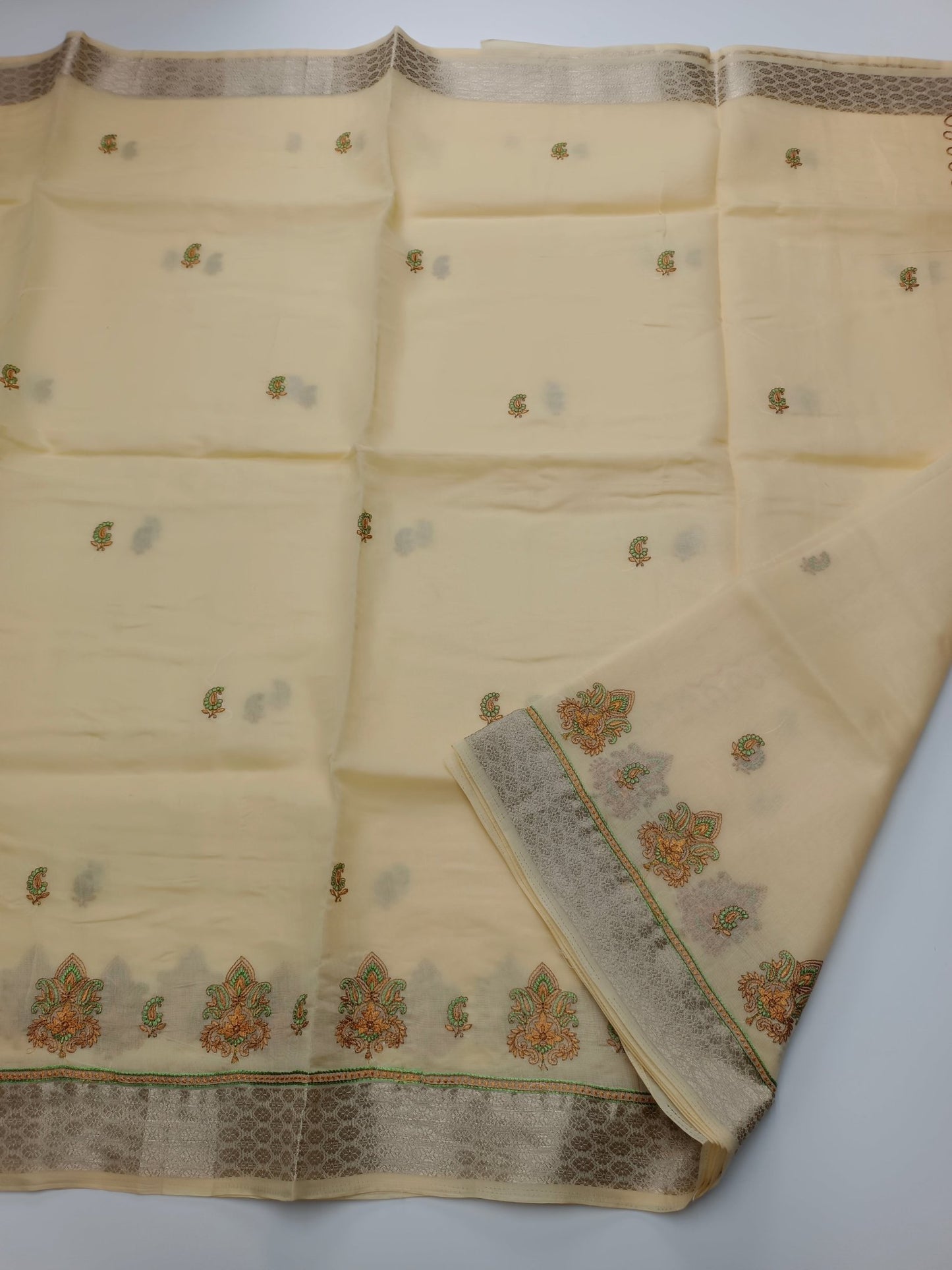 FANCY COTTON SAREE - B S CHANNABASAPPA & SONS