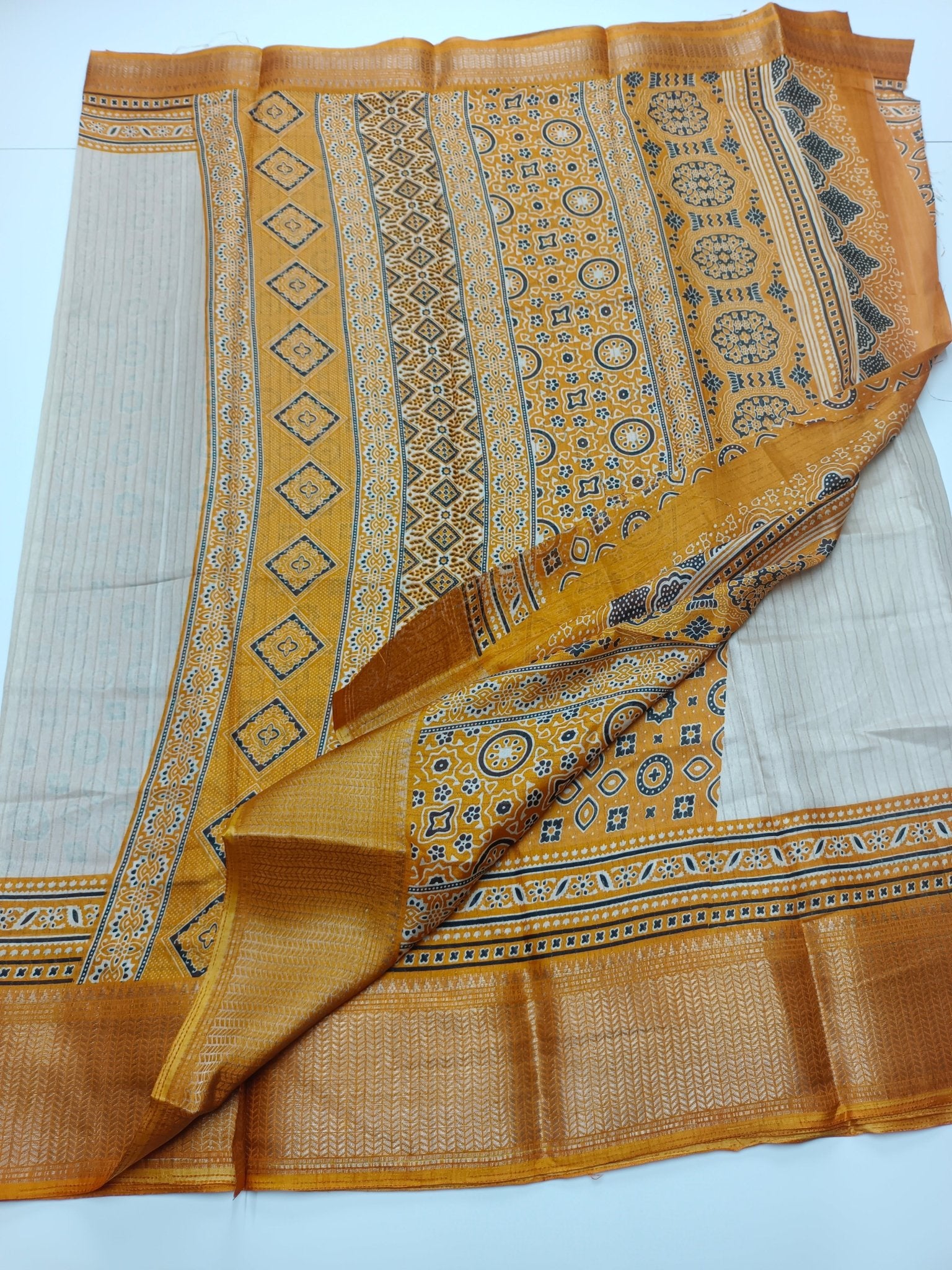 FANCY DOLA SILK SAREE - B S CHANNABASAPPA & SONS