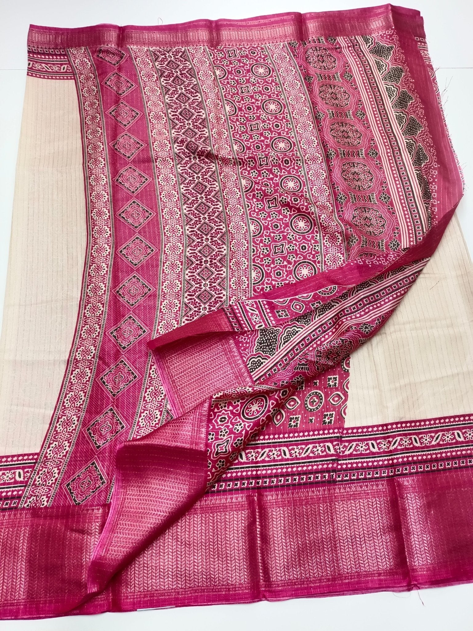 FANCY DOLA SILK SAREE - B S CHANNABASAPPA & SONS