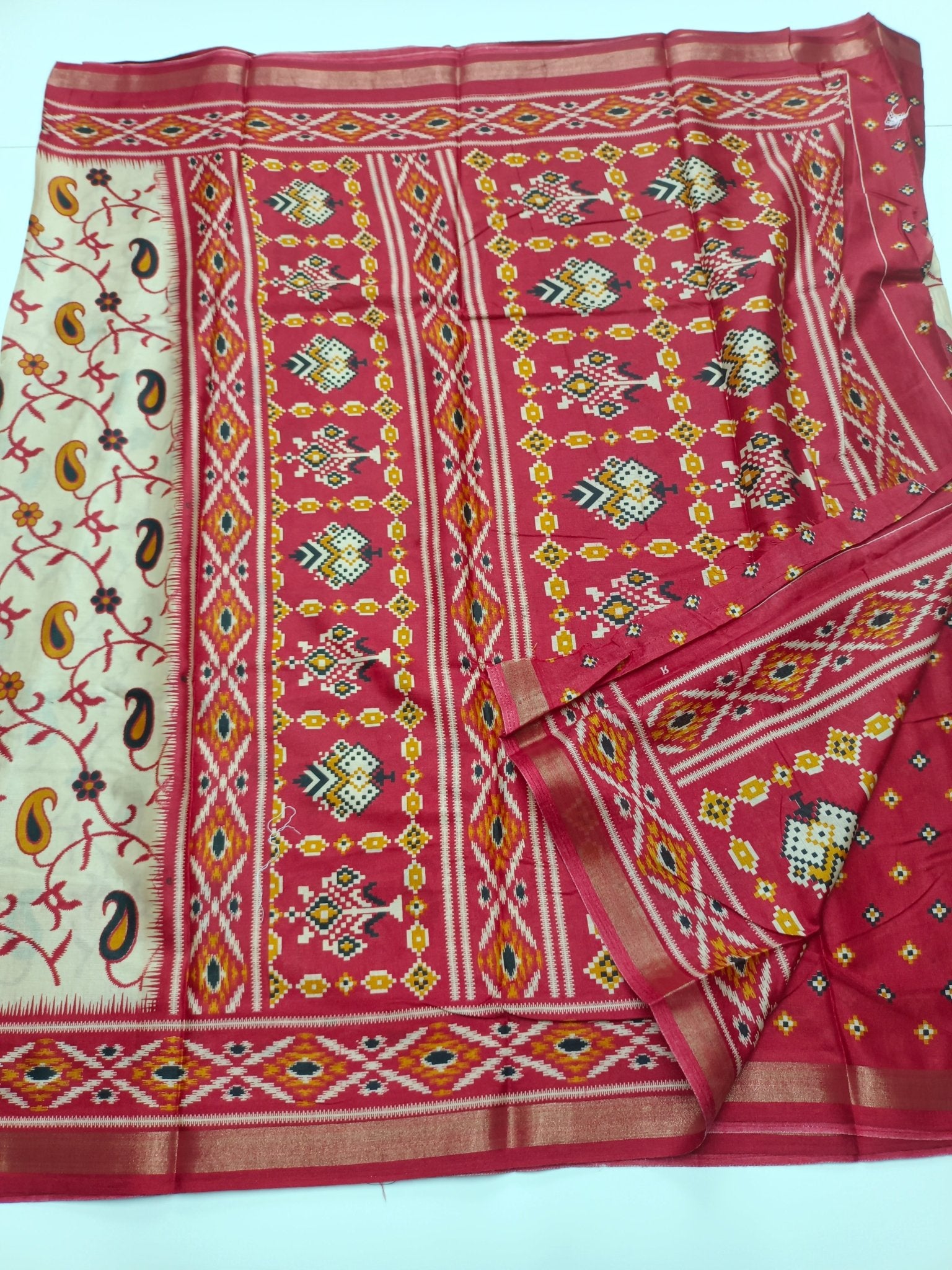 FANCY DOLA SILK SAREE - B S CHANNABASAPPA & SONS