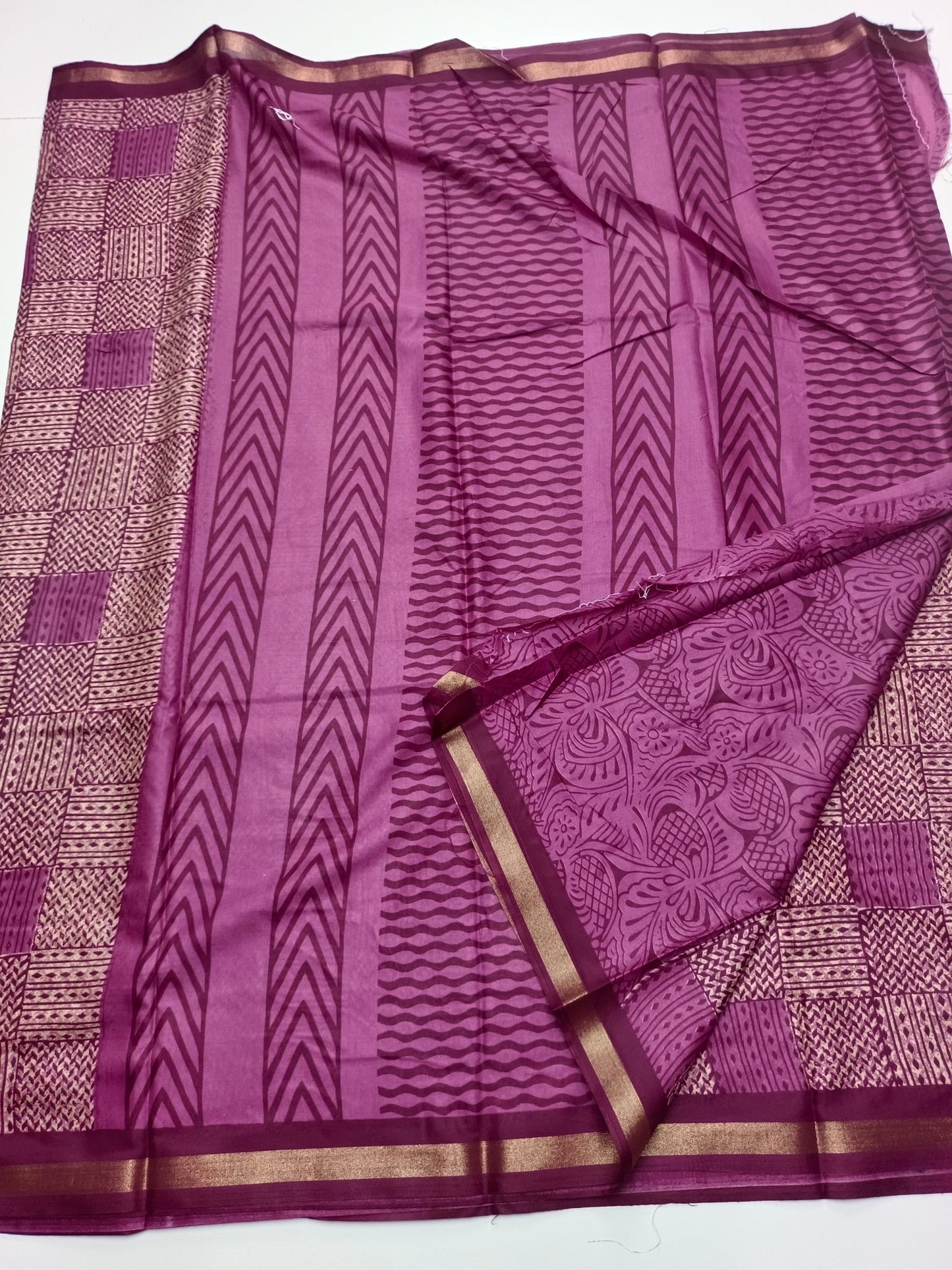FANCY DOLA SILK SAREE - B S CHANNABASAPPA & SONS