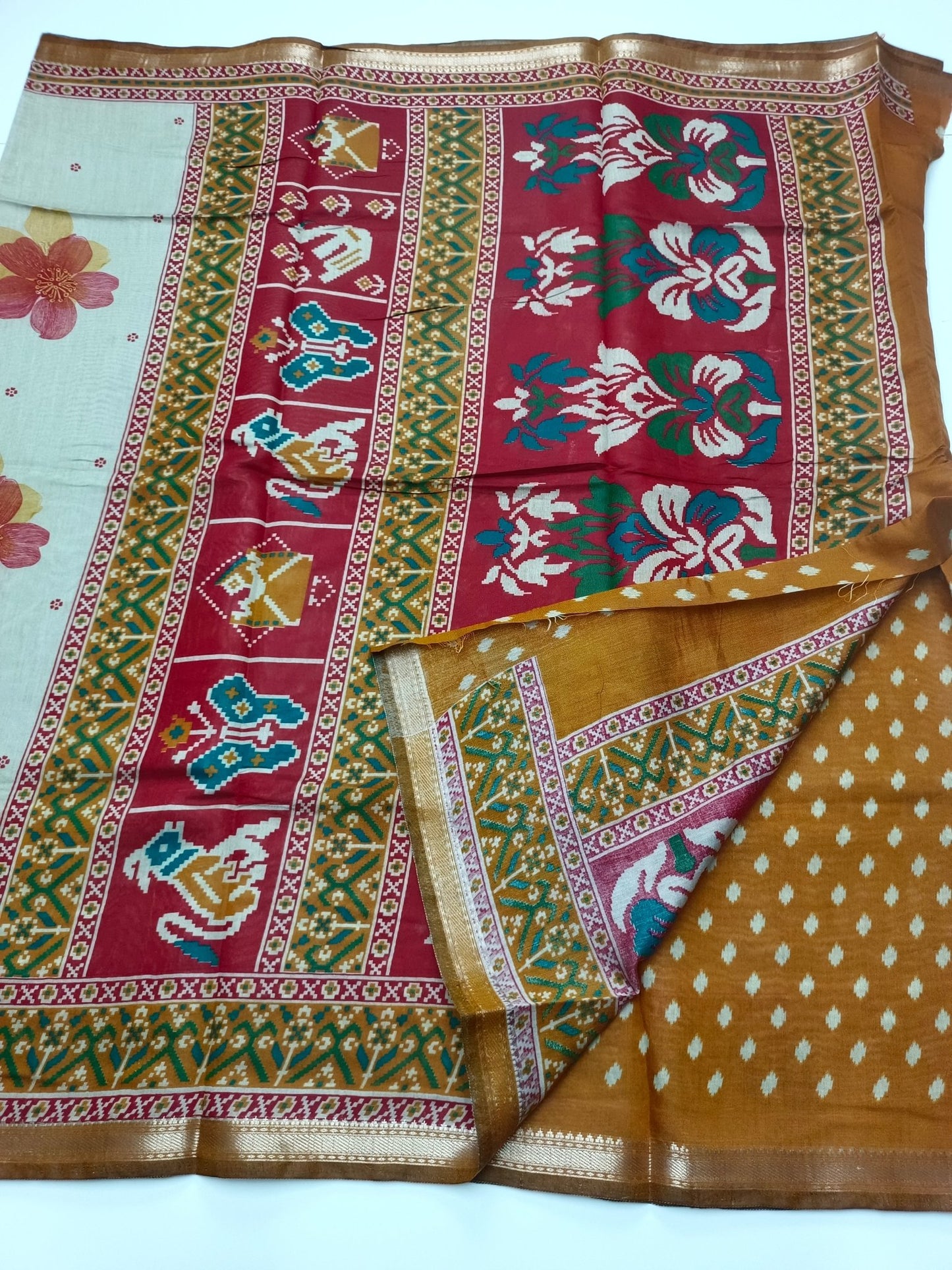 FANCY DOLA SILK SAREE - B S CHANNABASAPPA & SONS