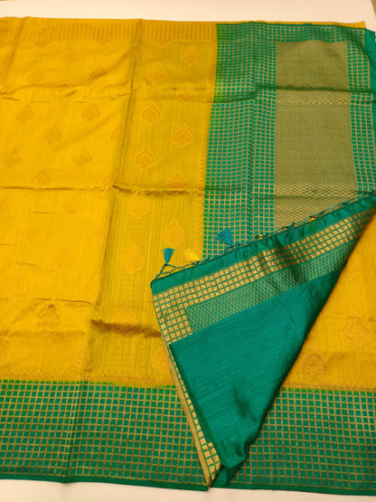 FANCY BANARASI SAREE - B S CHANNABASAPPA & SONS